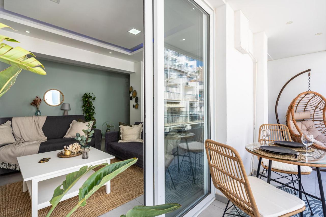 Beach Daze 1-Br Apt By Finikoudes Beach Ларнака Екстер'єр фото